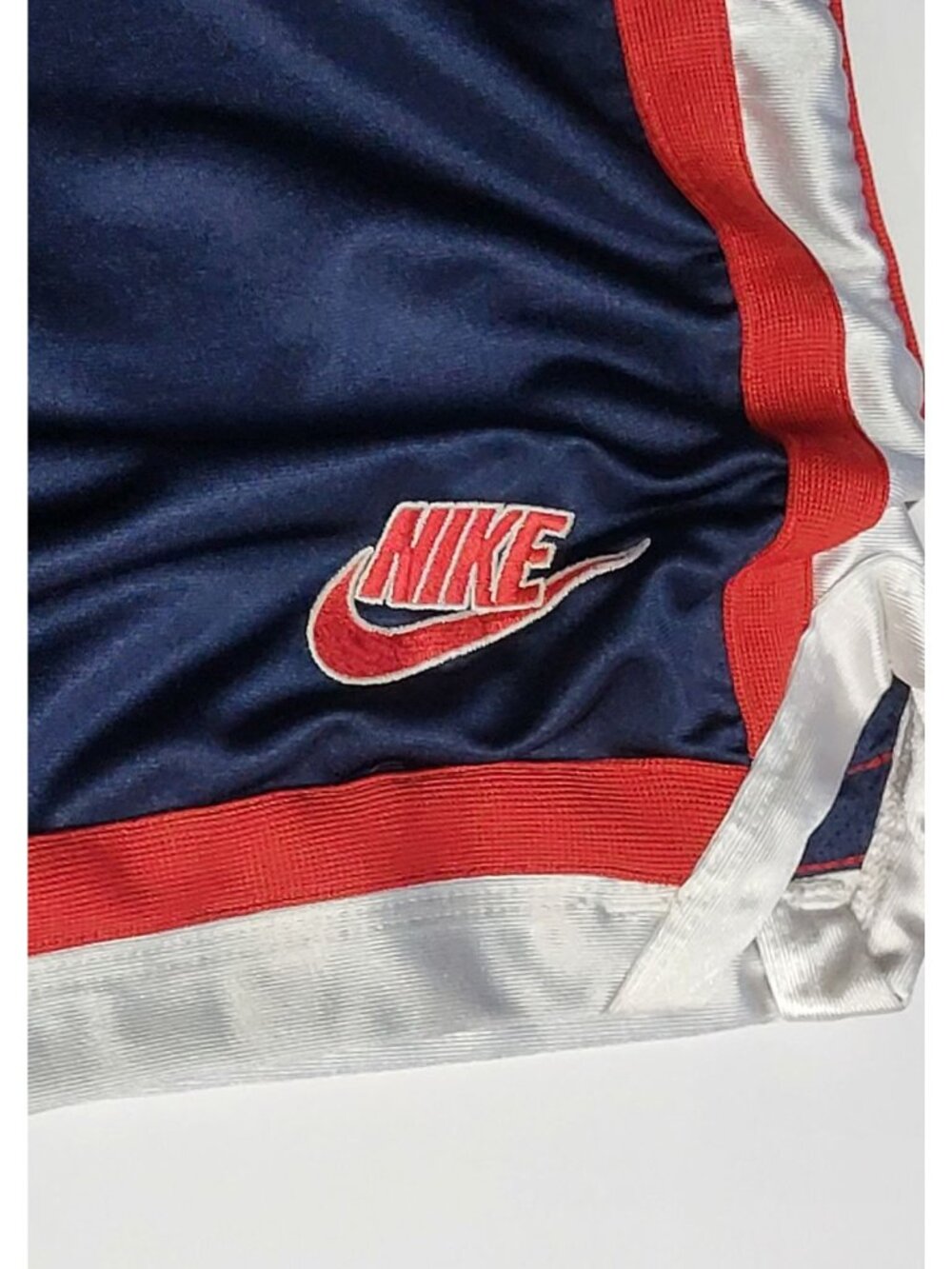 Vintage Nike Athletic Basketball Blue Red & White Mens Shorts Y2K Size M - Picture 2 of 9